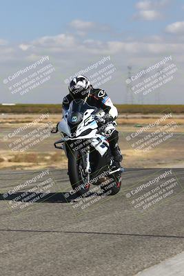 media/Nov-03-2024-TrackDaz (Sun) [[44580f4982]]/B Group/1220pm (Wheelie Bump)/